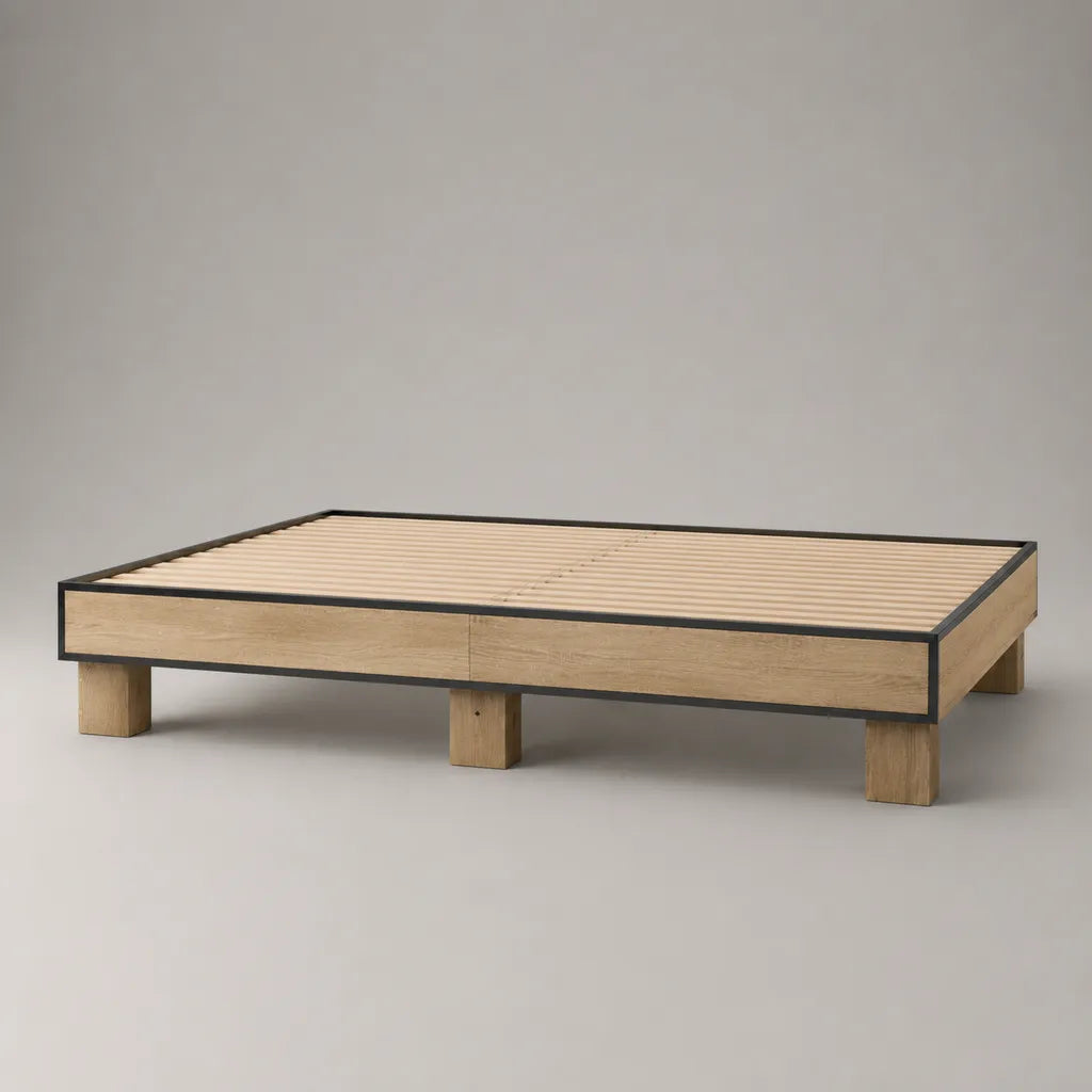 Cadre de lit plateforme 2 places en bois et acier noir avec sommier à lattes, chêne naturel, couchage 140 × 190 cm, dimensions 198 × 148 × 35 cm